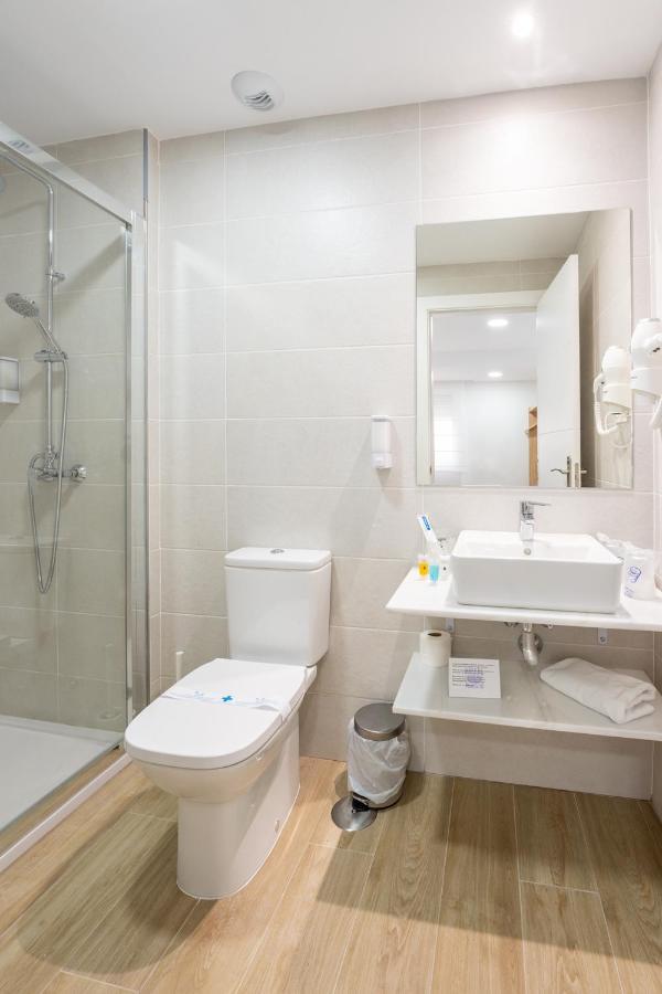 מאלגה Hostal Romerito מראה חיצוני תמונה