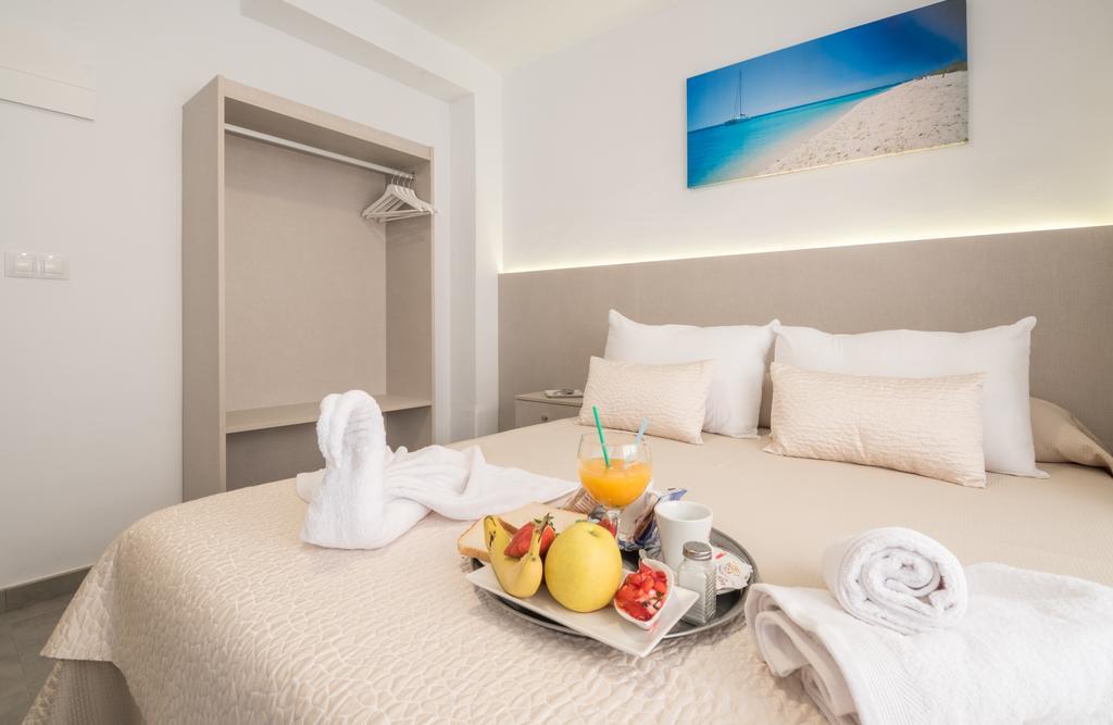 מאלגה Hostal Romerito מראה חיצוני תמונה